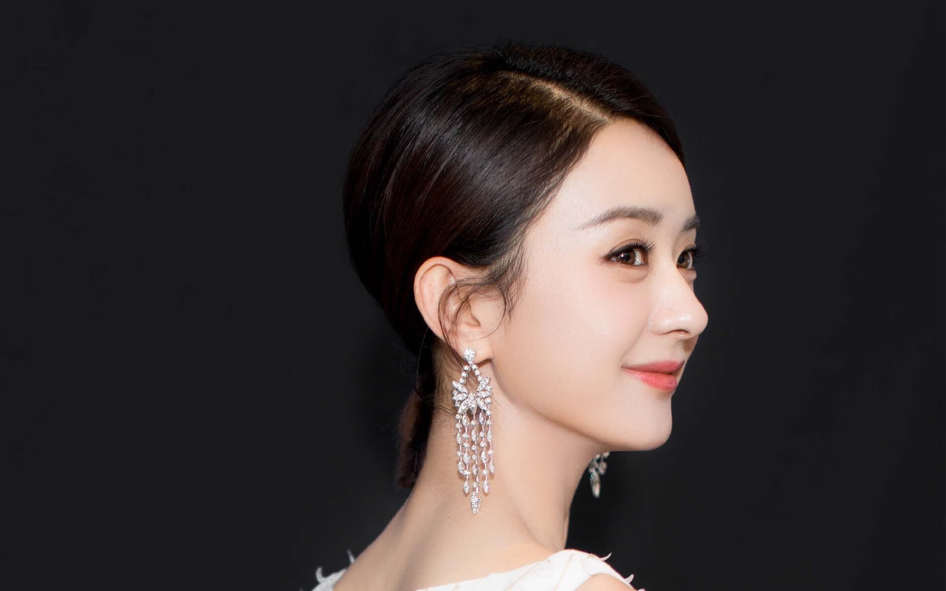 蒙彼利埃稳扎稳打积极应对反击威胁，蒙彼利埃dhm