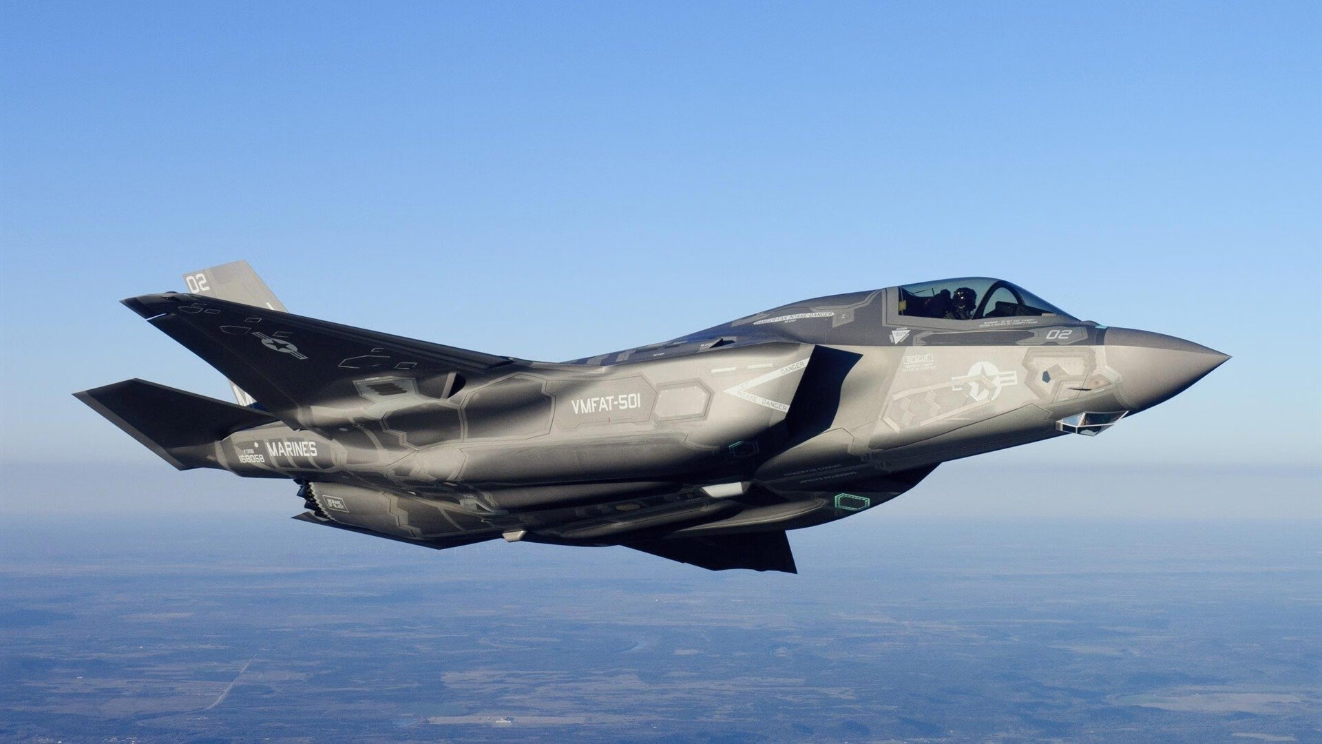 女子篮球推动核心战术板块训练强化执行效率，女子篮球基本功训练