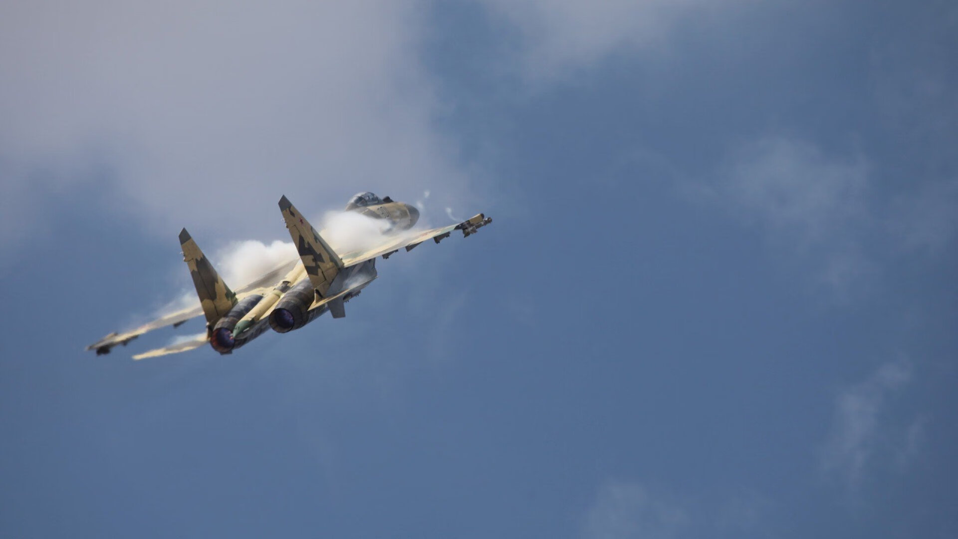 九游官网入口地址-欧洲杯豪门对决：战术变化激发无限精彩！，冠军欧洲豪门队报